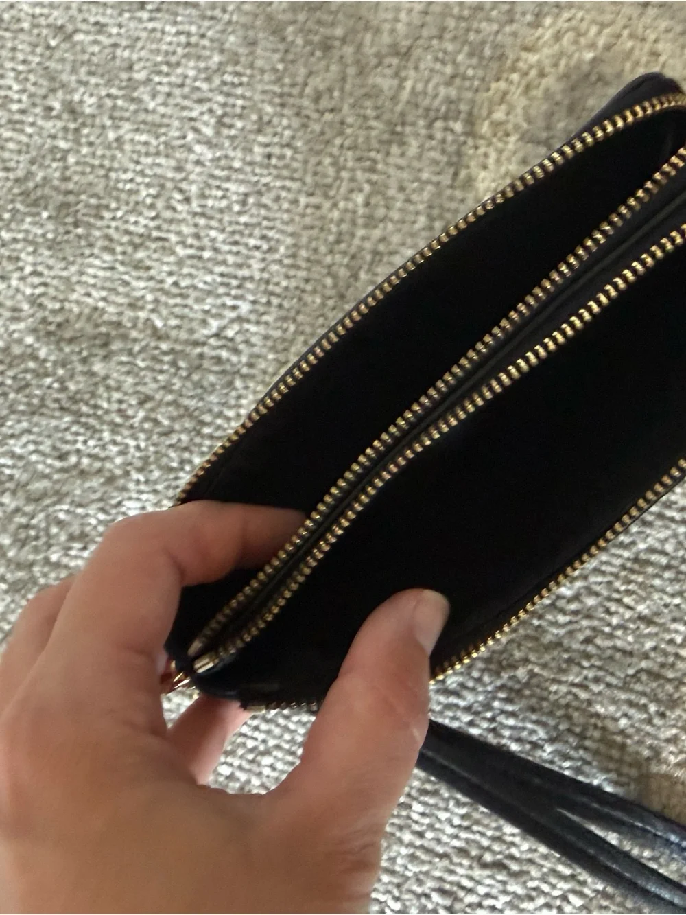 🖤 Coach Black Pebbled Leather Wristlet Wallet ✨
